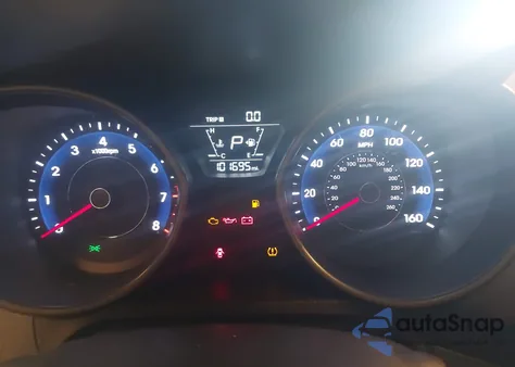 2015 Hyundai Elantra Se z USA, uszkodzony, nr VIN 5NPDH4AEXFH588710